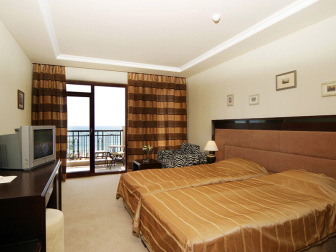 Double Deluxe Standard Room